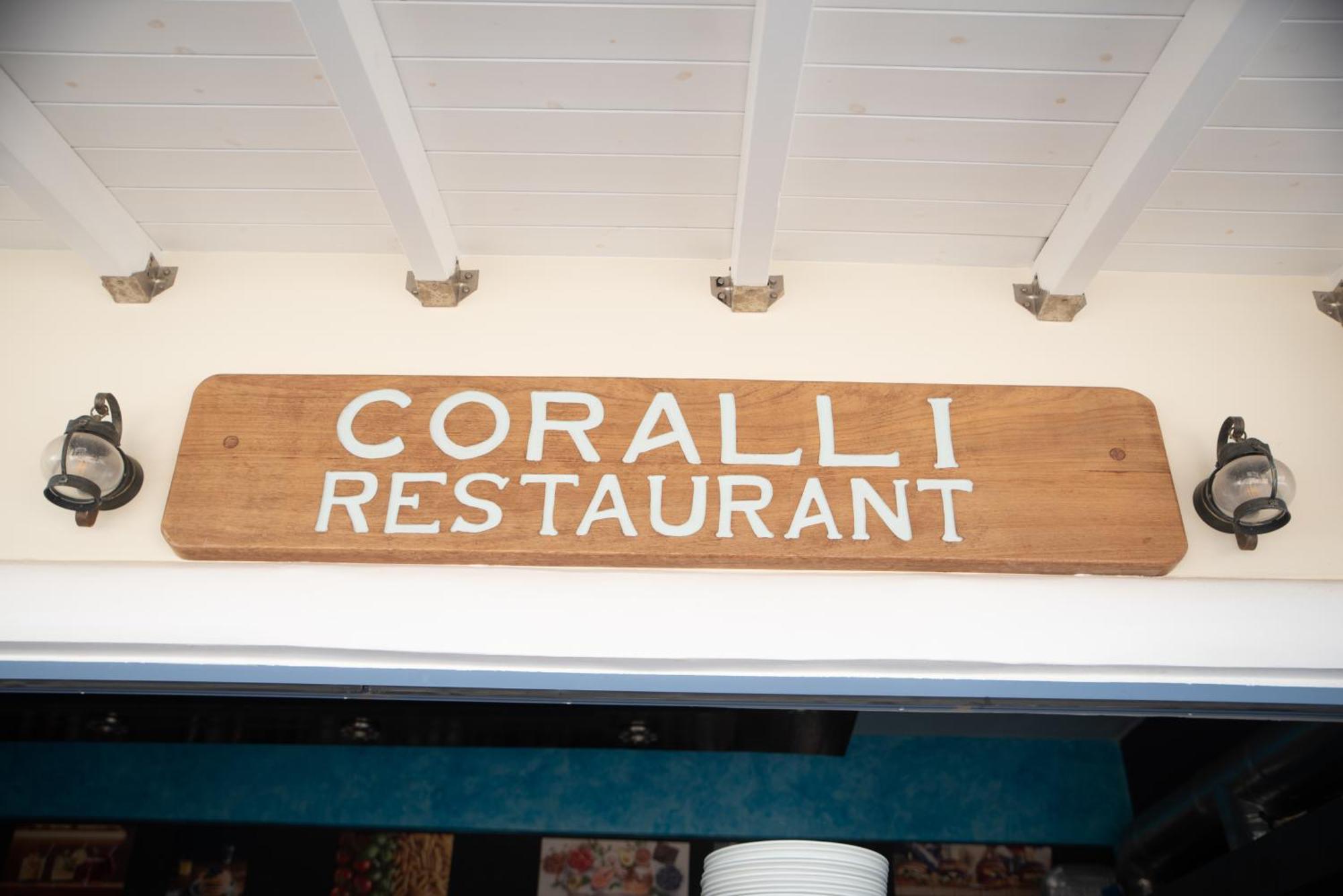 Coralli Rooms & Restaurant Elafónisos Exterior foto